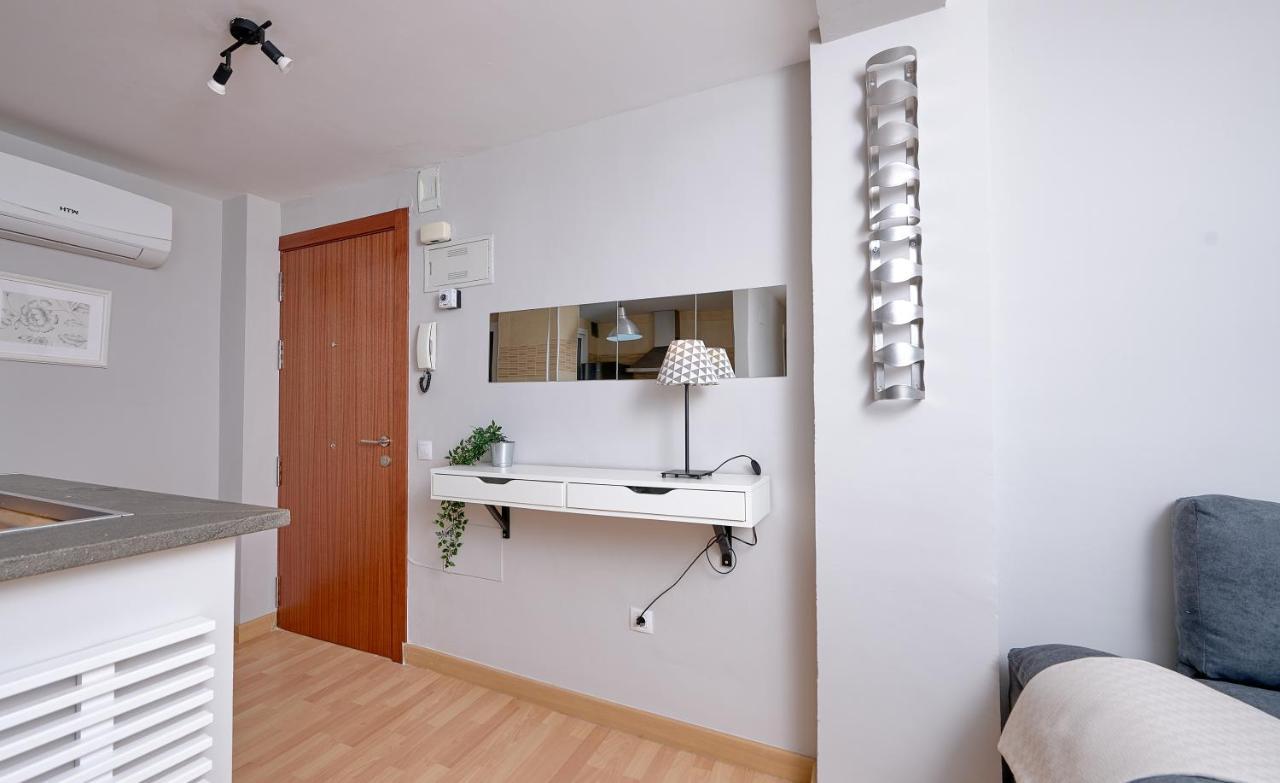 Holidays2Malaga Salitre 3 Bedroom Up To 7 People High Speed Wifi Екстериор снимка