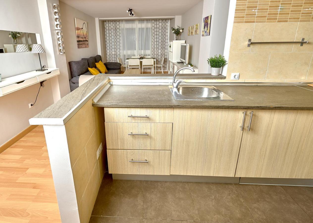 Holidays2Malaga Salitre 3 Bedroom Up To 7 People High Speed Wifi Екстериор снимка