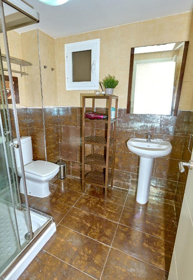 Holidays2Malaga Salitre 3 Bedroom Up To 7 People High Speed Wifi Екстериор снимка