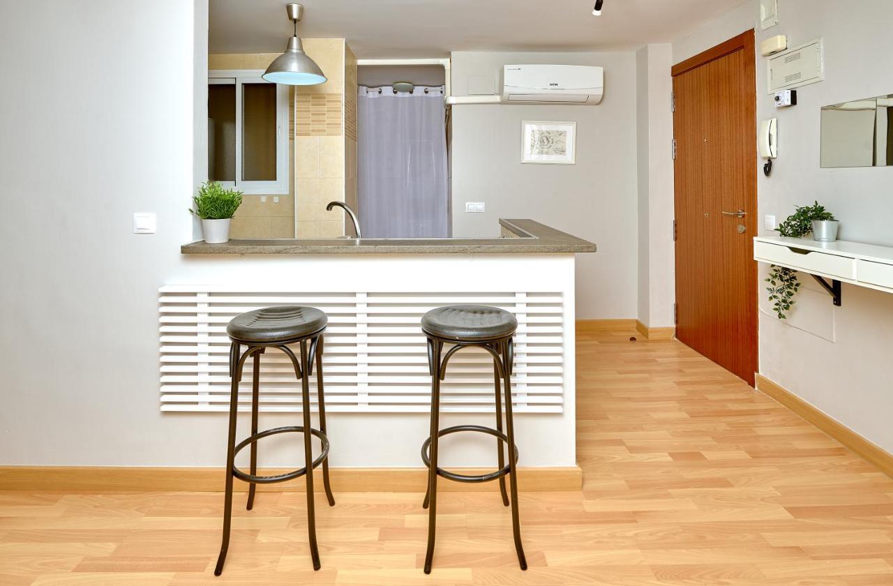 Holidays2Malaga Salitre 3 Bedroom Up To 7 People High Speed Wifi Екстериор снимка
