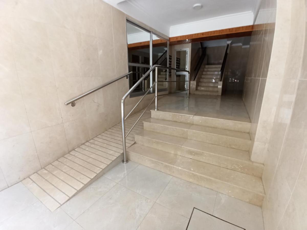 Holidays2Malaga Salitre 3 Bedroom Up To 7 People High Speed Wifi Екстериор снимка