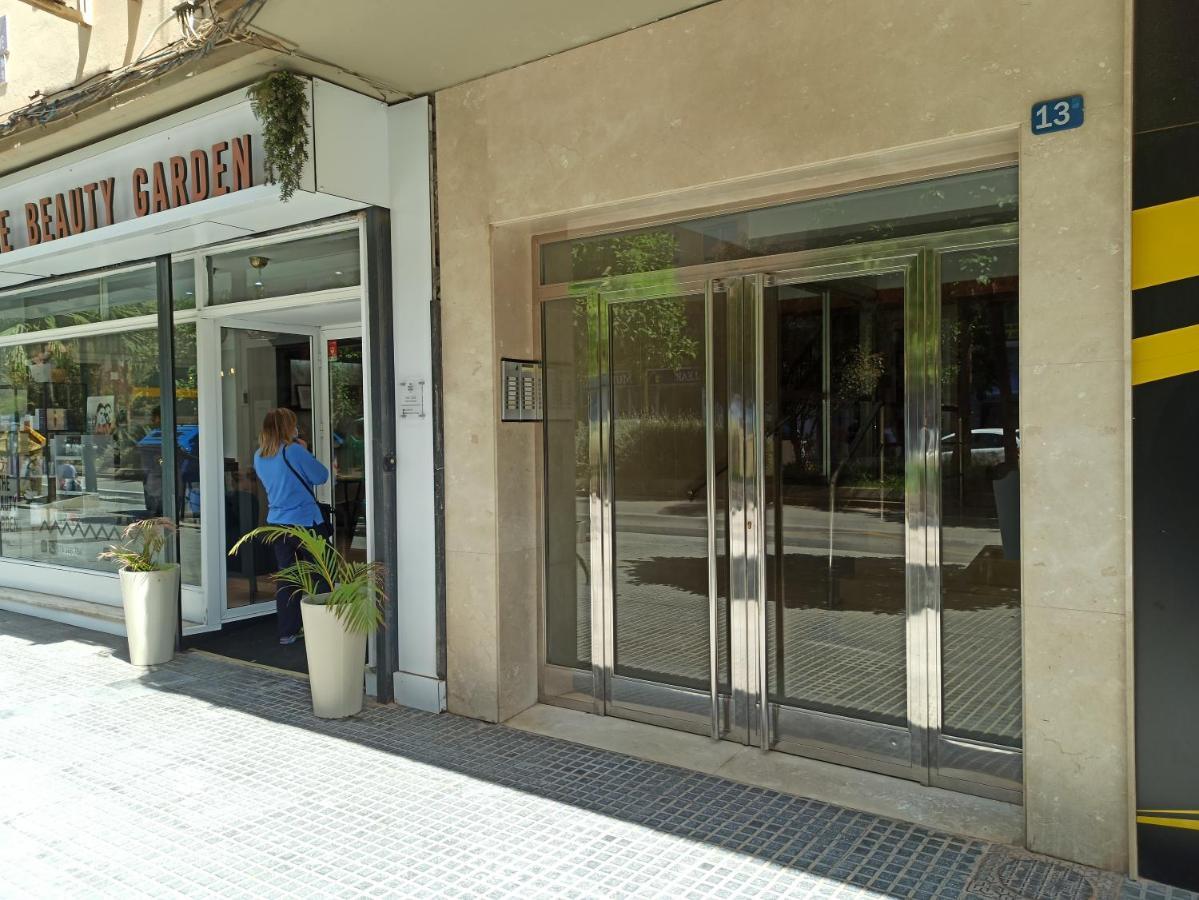 Holidays2Malaga Salitre 3 Bedroom Up To 7 People High Speed Wifi Екстериор снимка