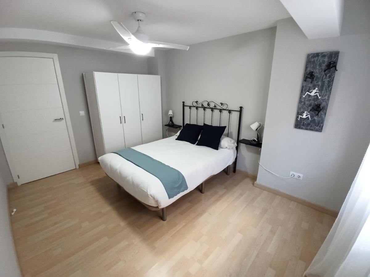 Holidays2Malaga Salitre 3 Bedroom Up To 7 People High Speed Wifi Екстериор снимка
