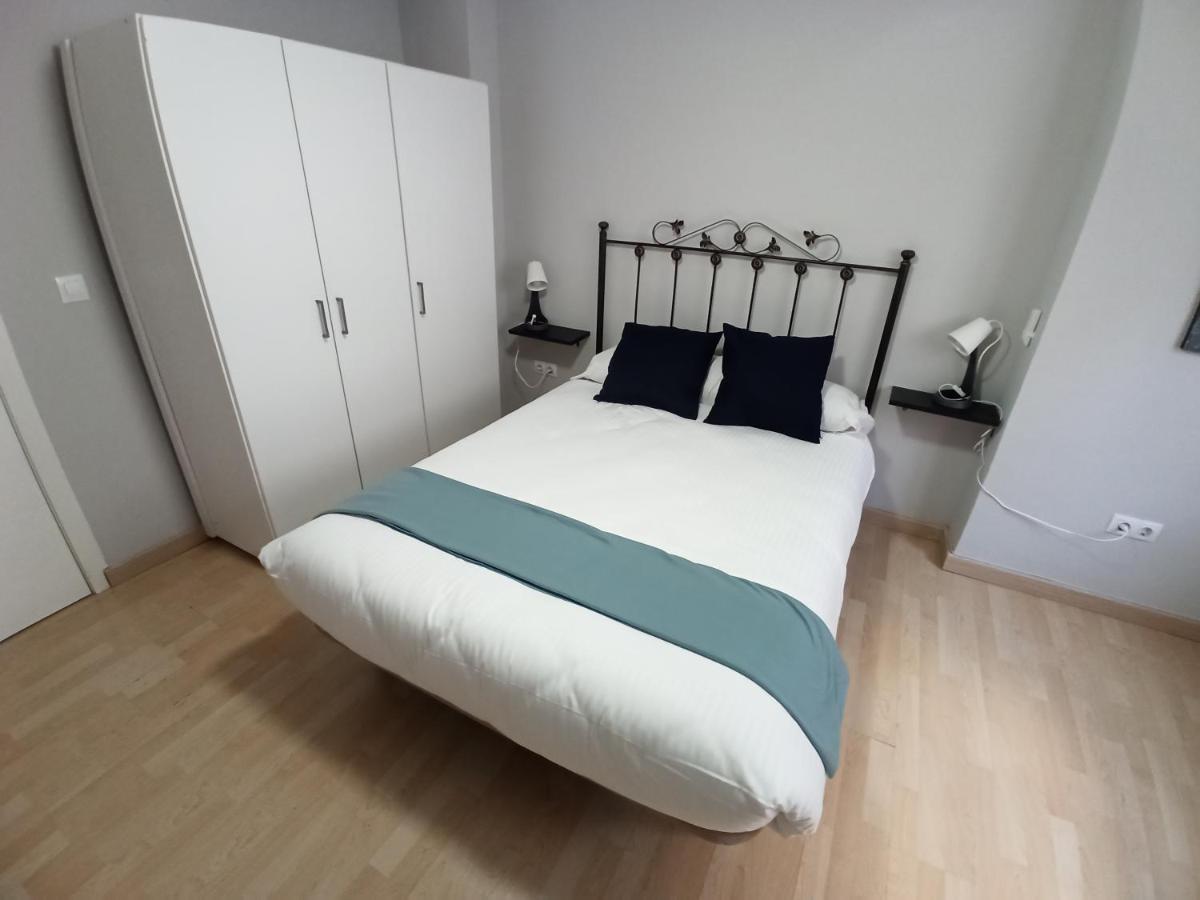 Holidays2Malaga Salitre 3 Bedroom Up To 7 People High Speed Wifi Екстериор снимка
